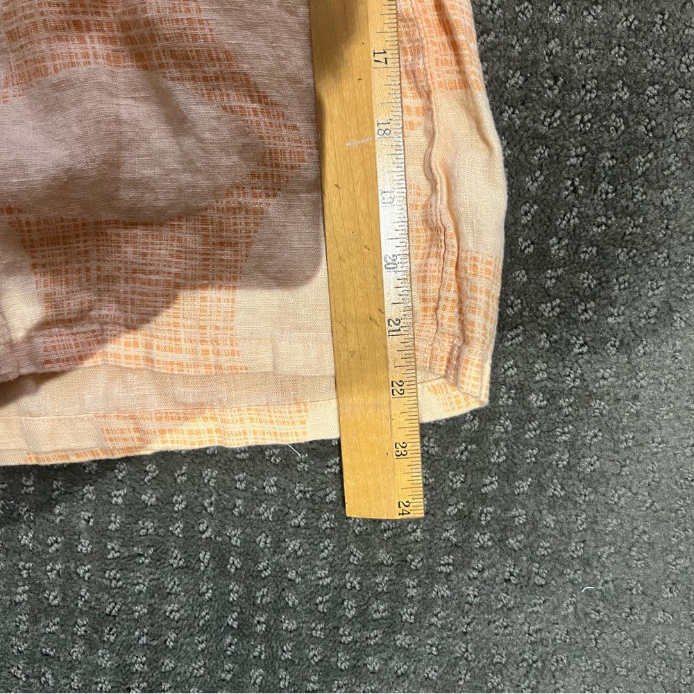 Joie Peach & Cream Printed Capris - Picture 3 of 5